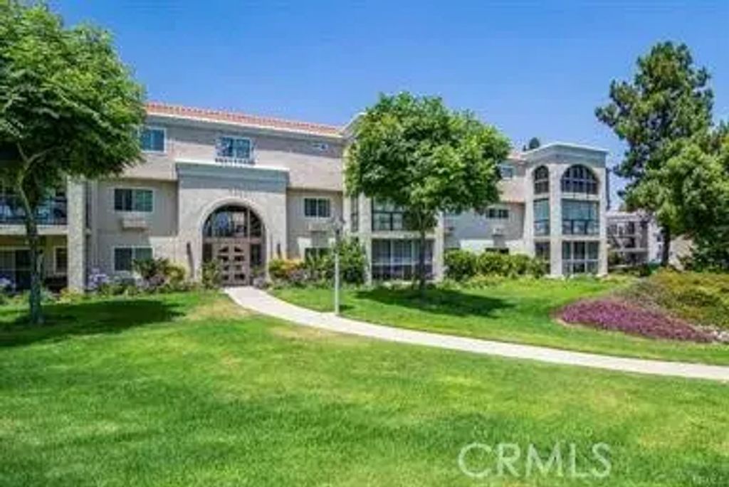 5500 Paseo Del Lago West, Laguna Woods