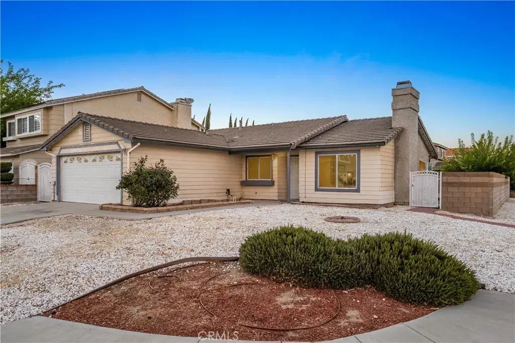 2101 Forry, Lancaster