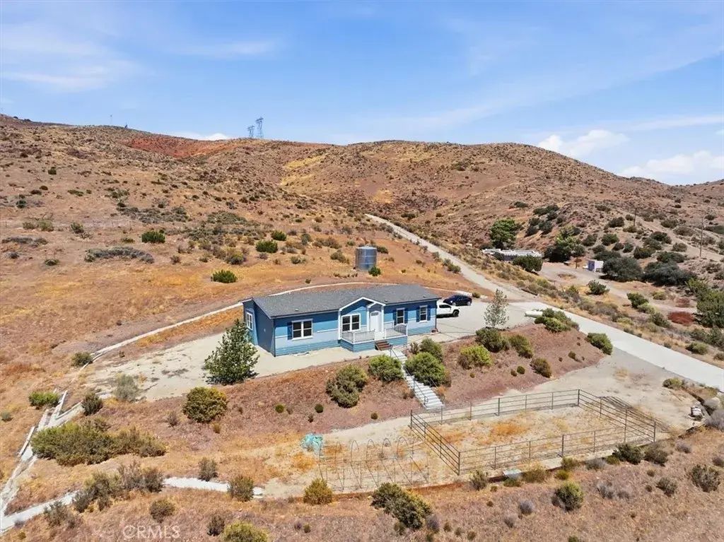 1451 E Soledad Pass Road, Acton