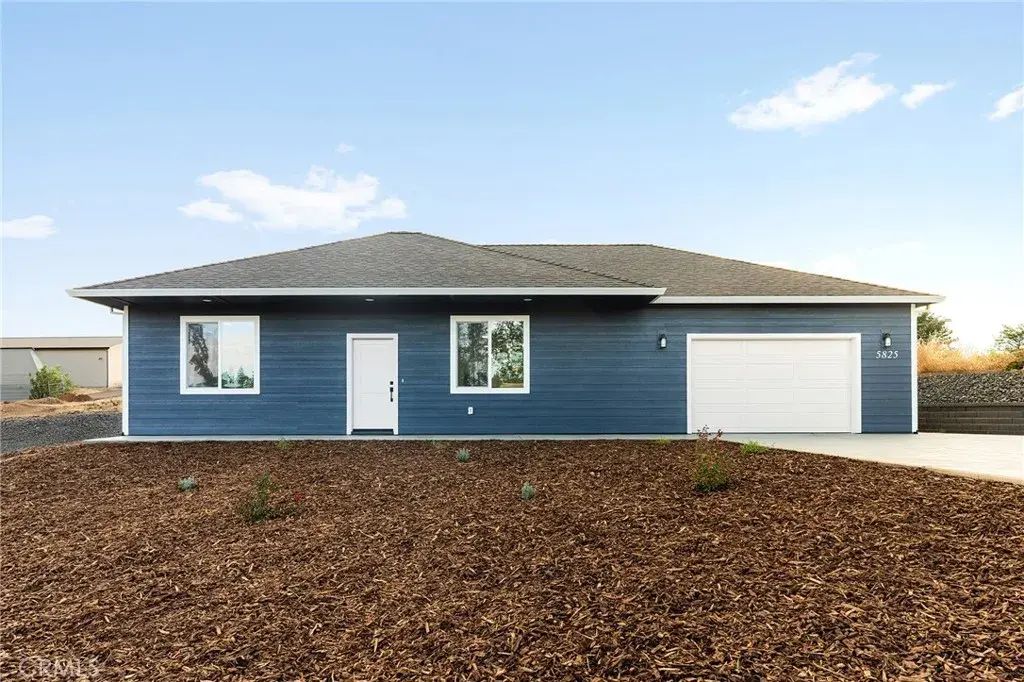 5825 Golden Oaks Road, Paradise