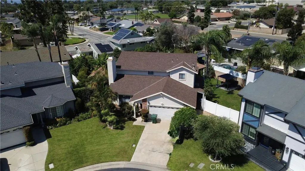 639 Damien, La Verne