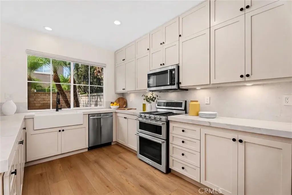 252 Knoll Lake, Mission Viejo