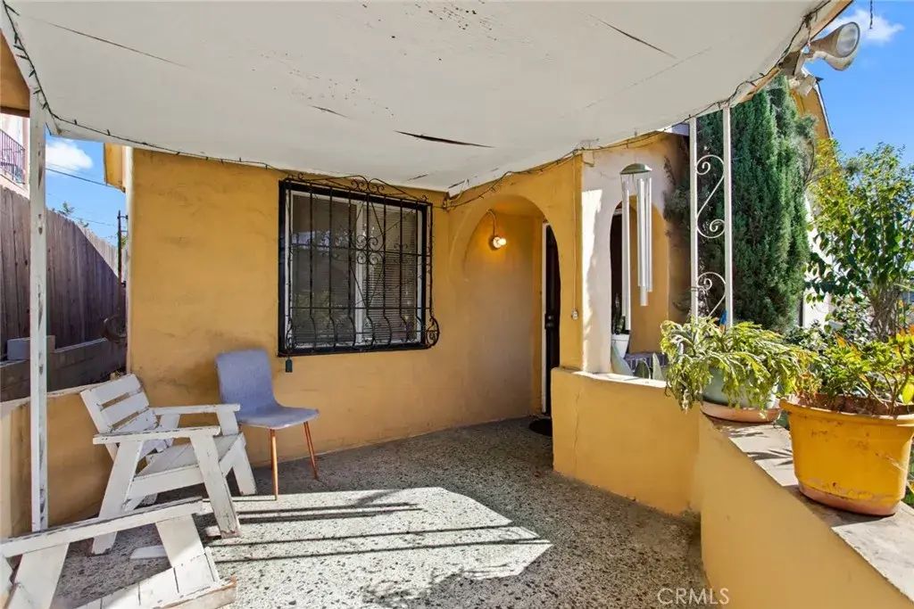 3984 Barrett Rd, Los Angeles