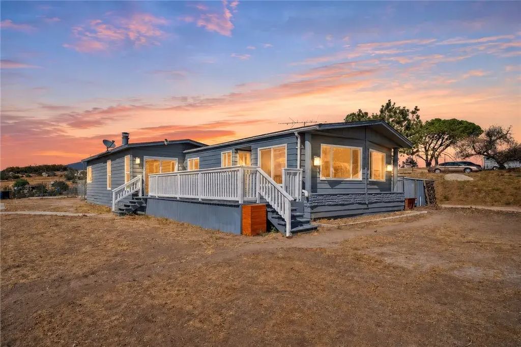 39680 Howard Road, Anza