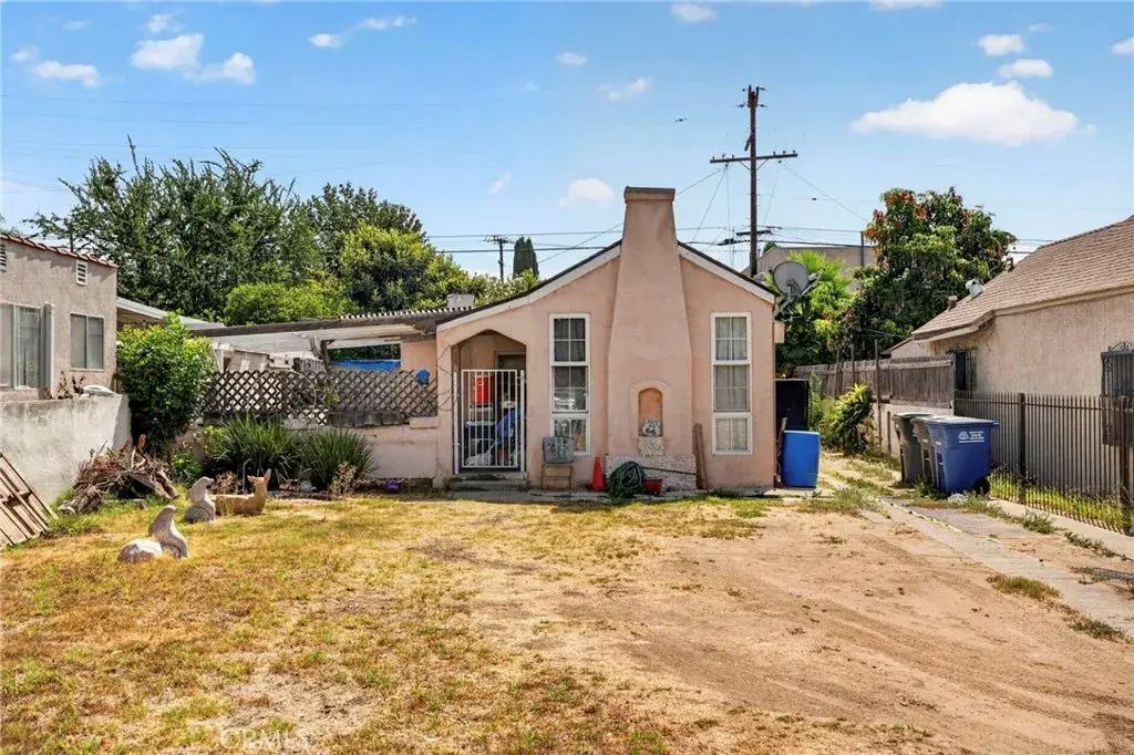 464 Hoefner Avenue, Los Angeles