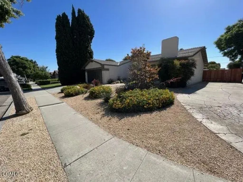 7126 Marmota Street, Ventura