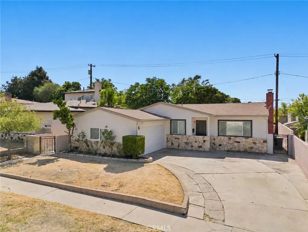 11137 Parr Avenue, Sunland