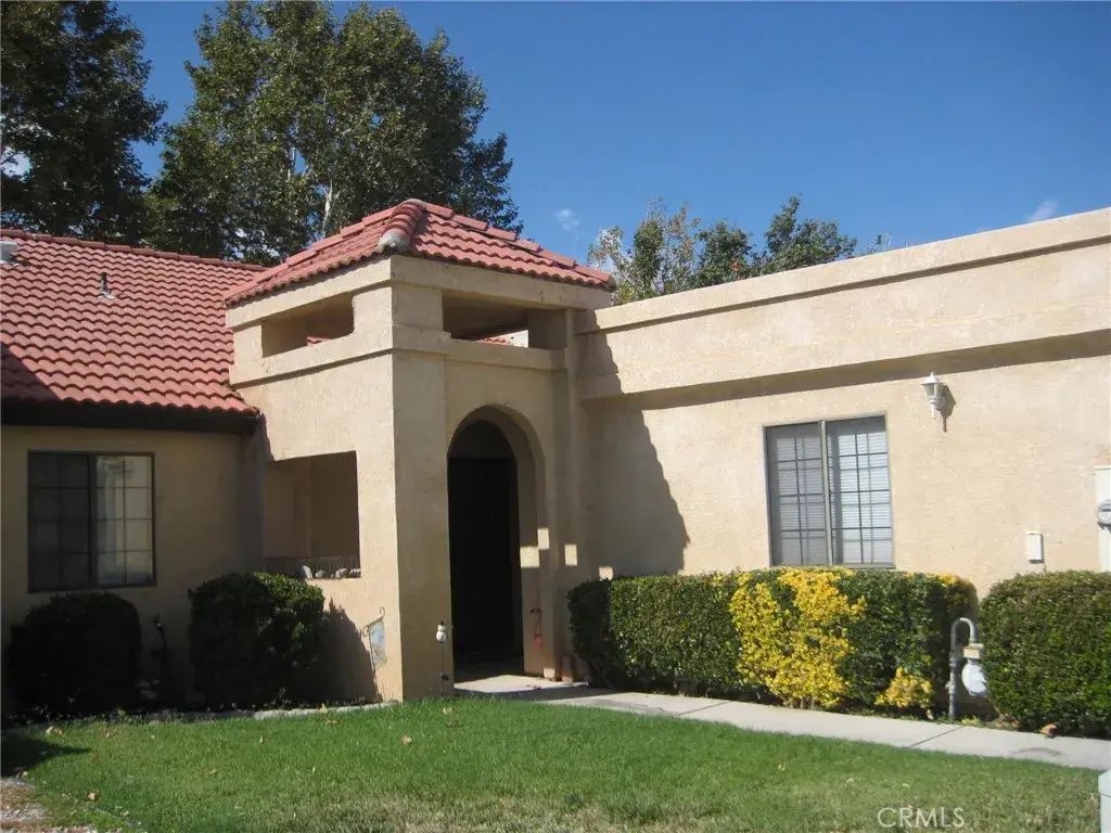 19109 Arthur, Apple Valley