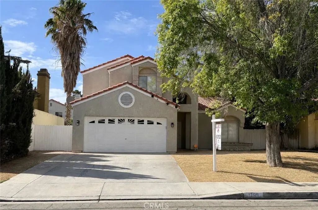 1768 Sierra View, Lancaster