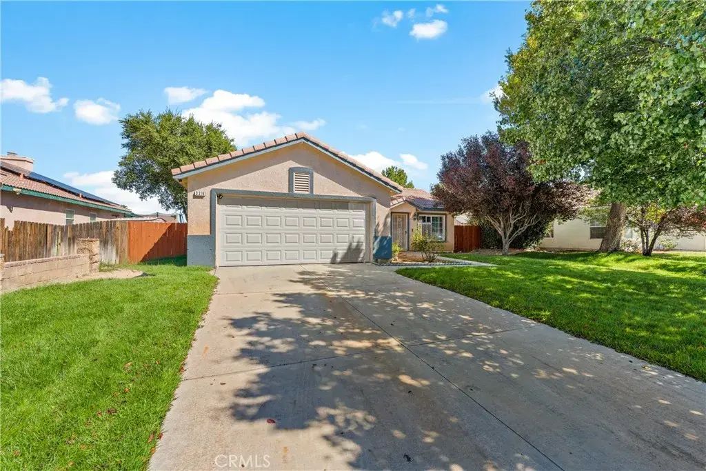 3319 E Avenue K3, Lancaster