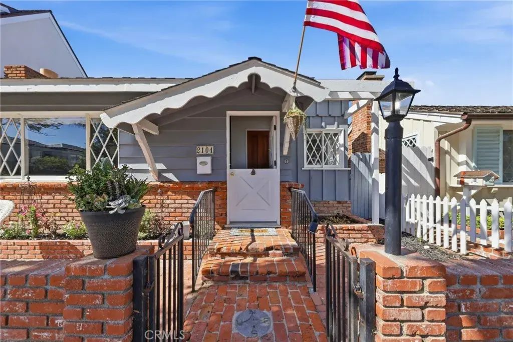 2104 E Ocean, Newport Beach