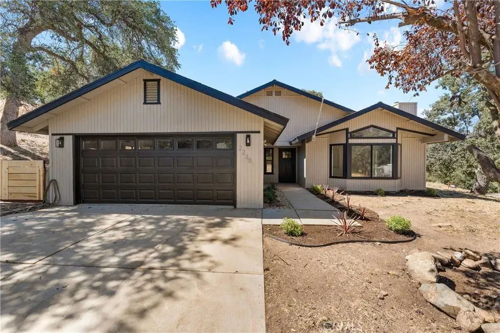22381 William Tell Trail, Tehachapi