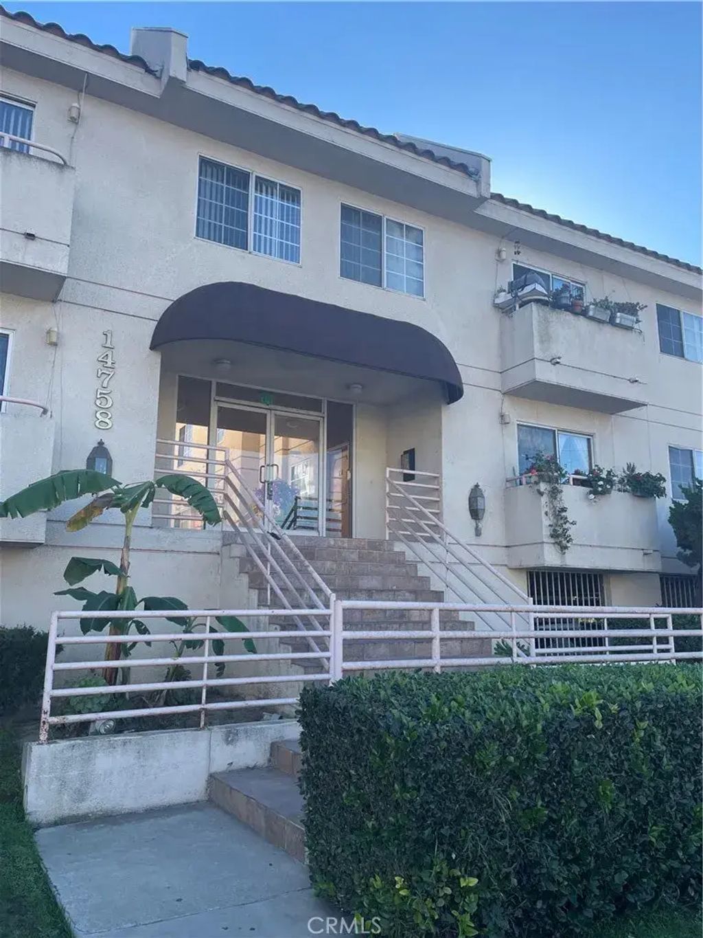 14758 Magnolia Blvd 104, Sherman Oaks