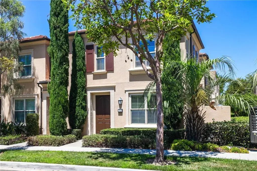 71 Emerald Clover, Irvine
