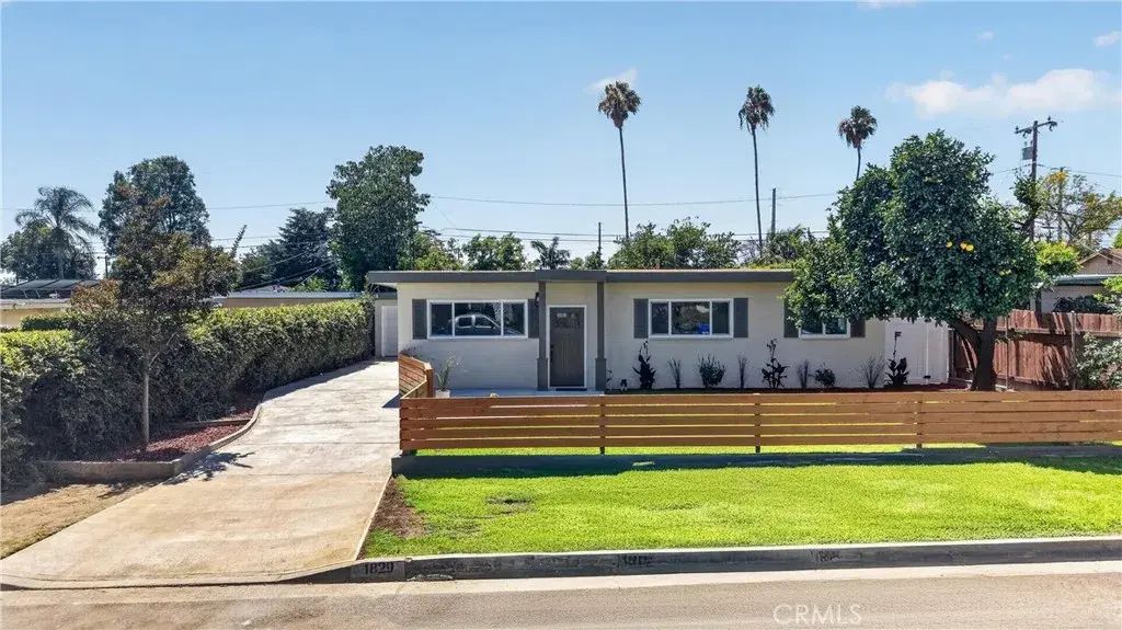 1829 Park Rose, Duarte