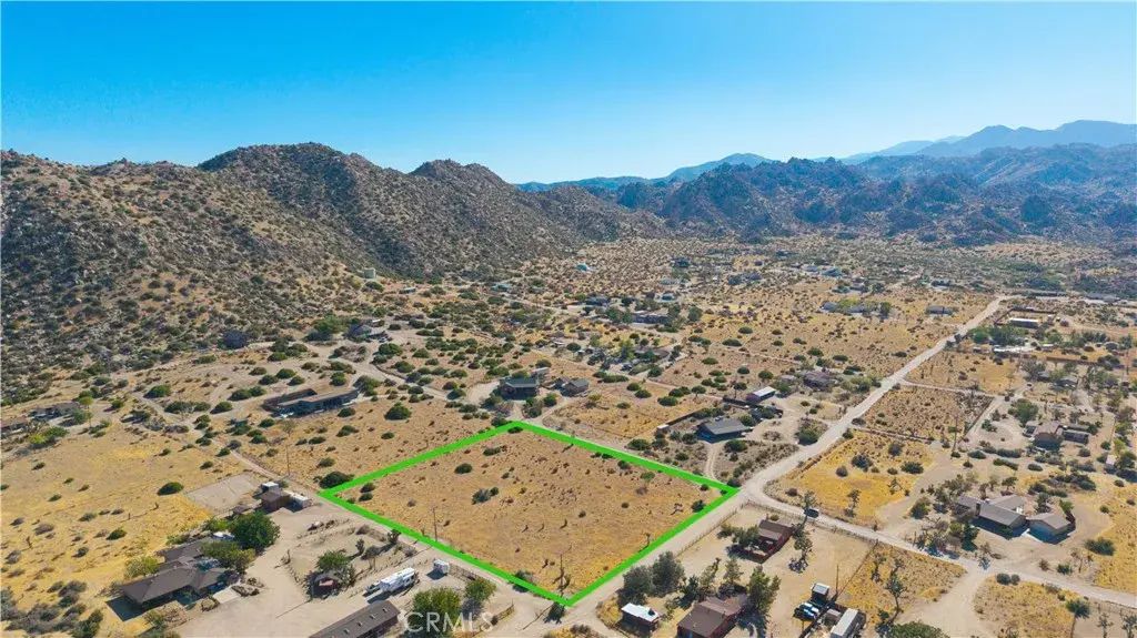 5525 Minna Gombell, Pioneertown