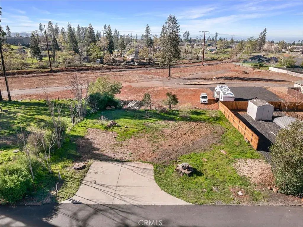 772 Willow, Paradise