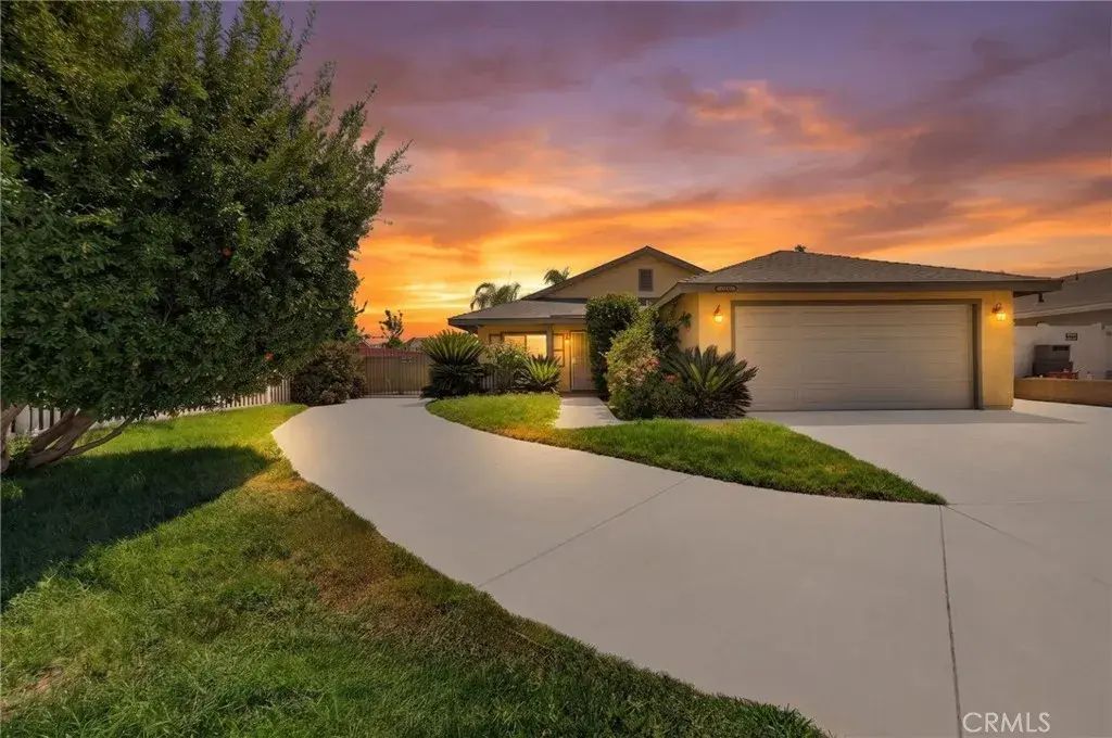 42869 Woodside Court, Hemet