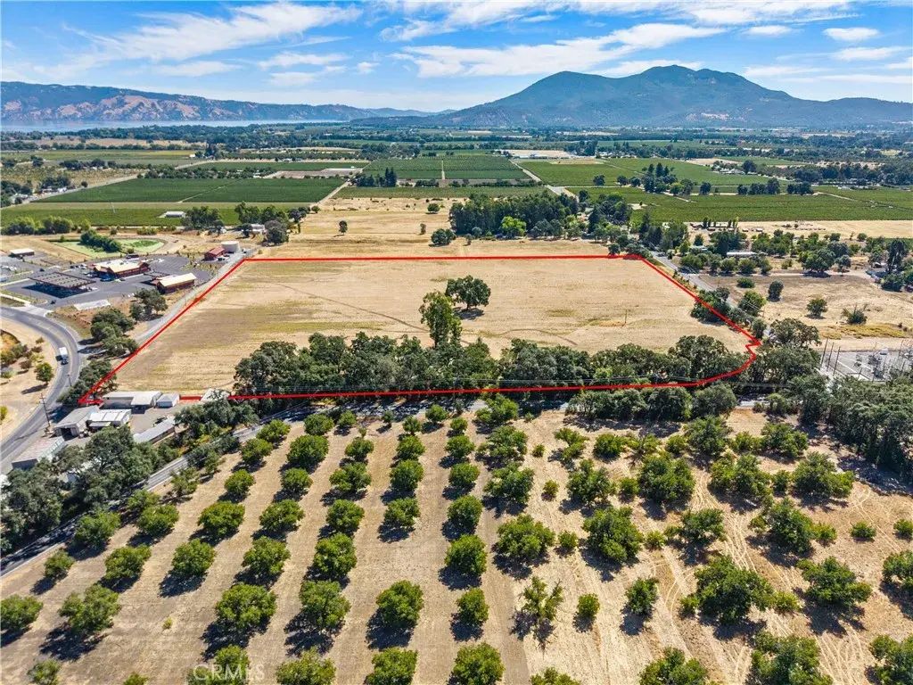1090 Big Valley Rd, Lakeport