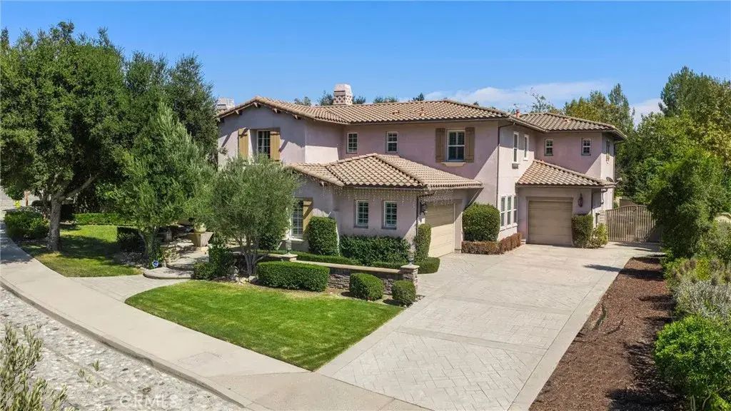 968 Appalachian, Claremont