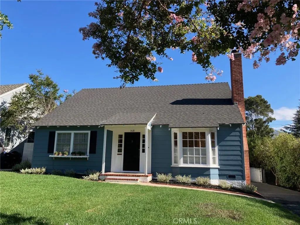 1531 Hillside, Glendale