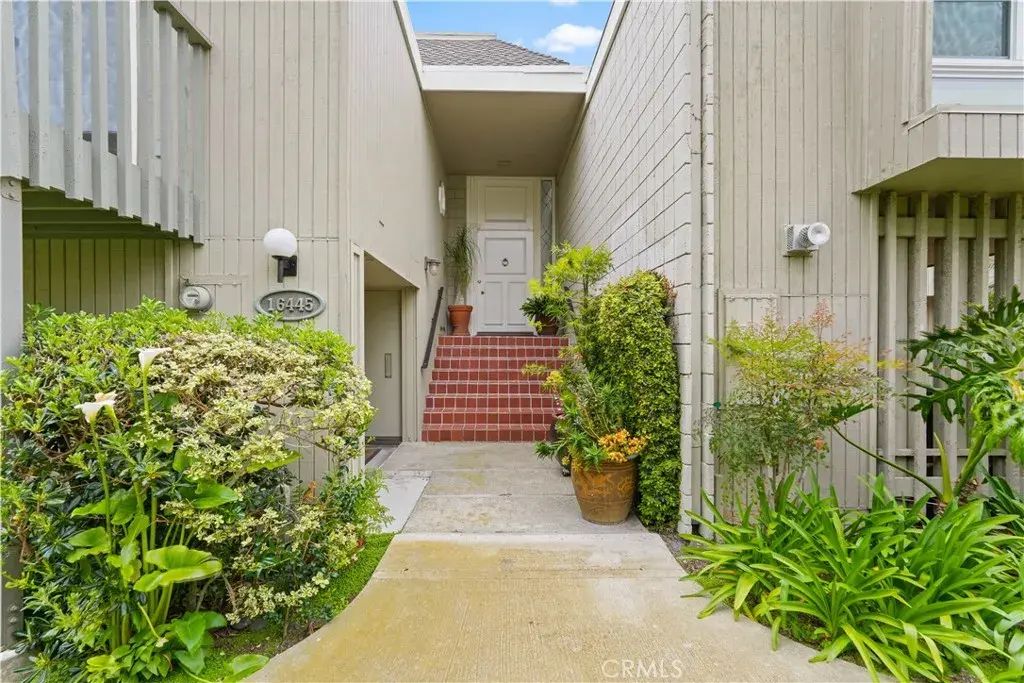 16445 Wimbledon, Huntington Beach