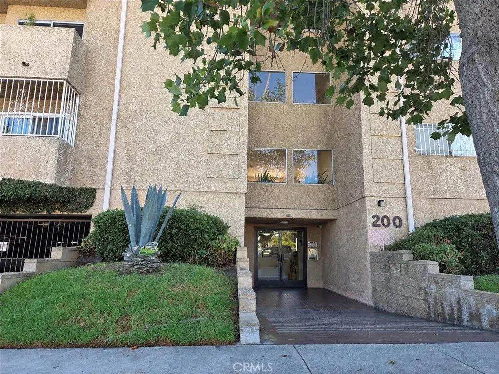 200 S Reno 102, Los Angeles