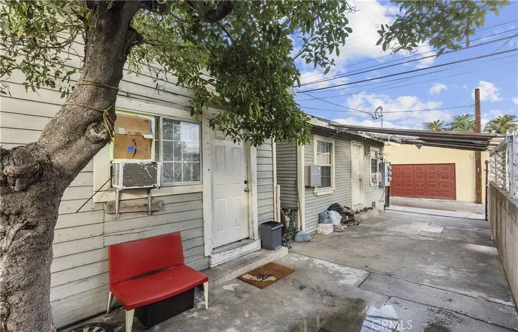 833 Pepper, Glendale