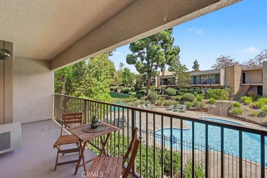 5700 Baltimore 106, La Mesa