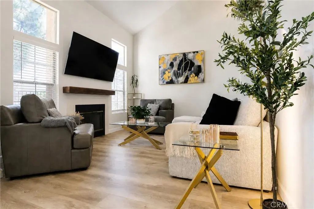 889 S Sapphire Lane, Anaheim Hills