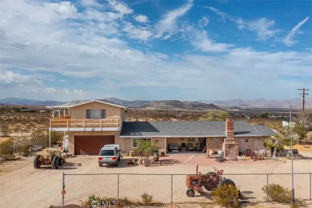 55576 Valley View Road, Landers