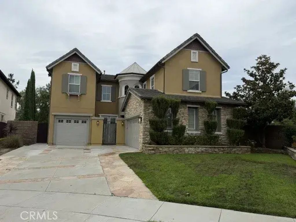 1468 Voyager Drive, Tustin