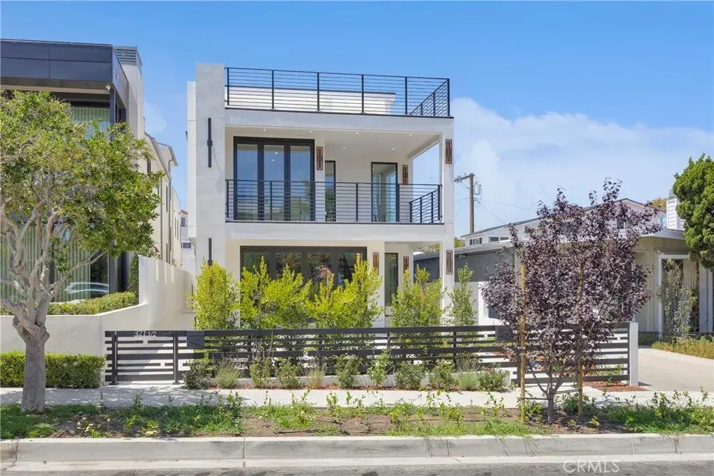 321 Larkspur Avenue 1/2, Corona Del Mar