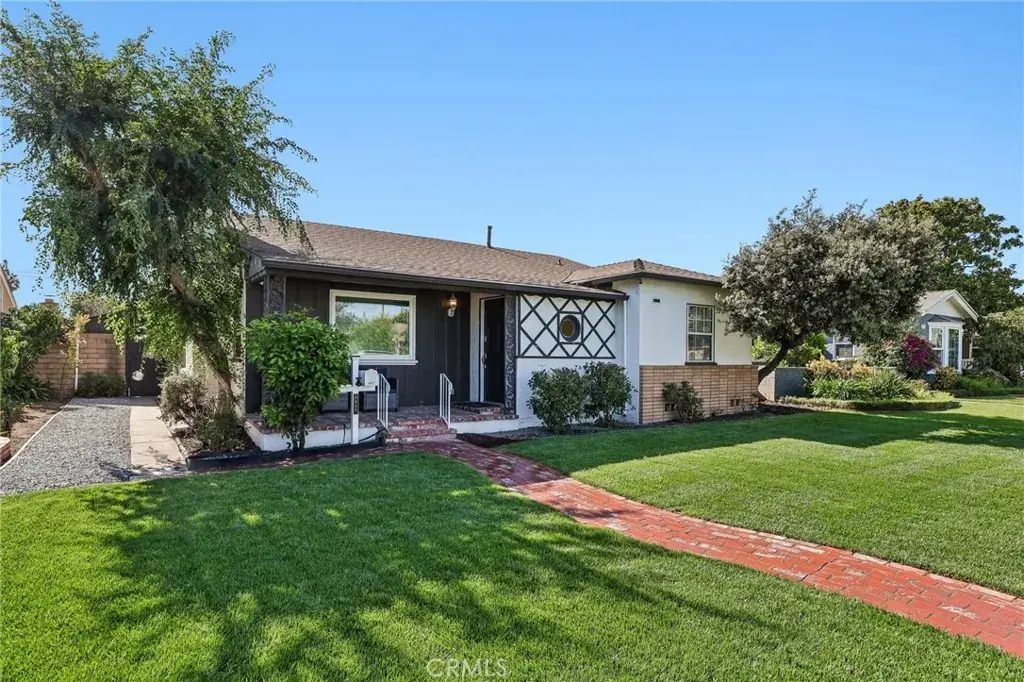 3927 Gaviota, Long Beach