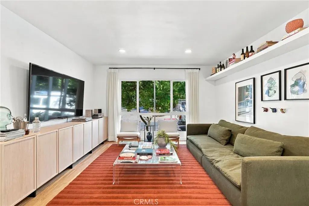 6400 Primrose 21, Los Angeles