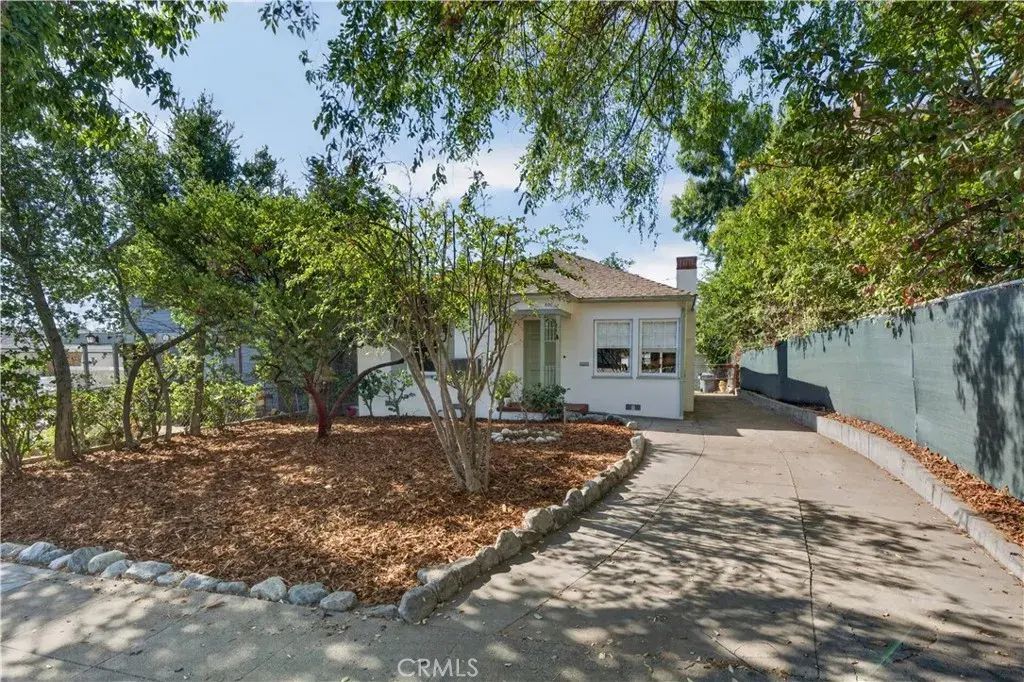590 Prescott Street, Pasadena