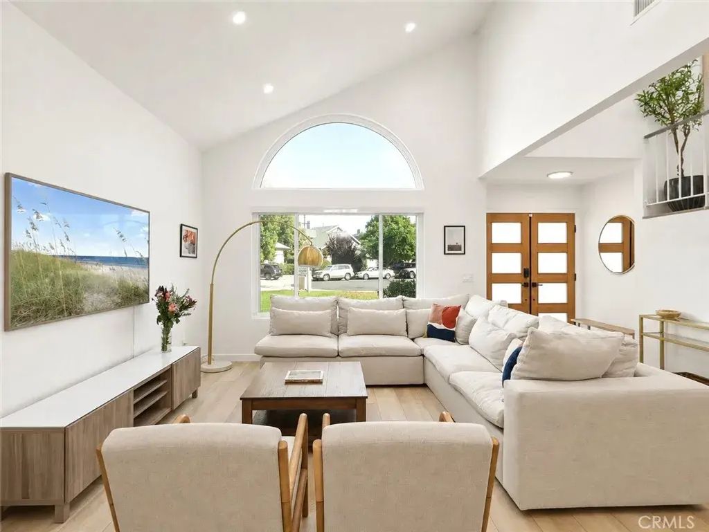 7819 Goldmine Lane, Lake Balboa