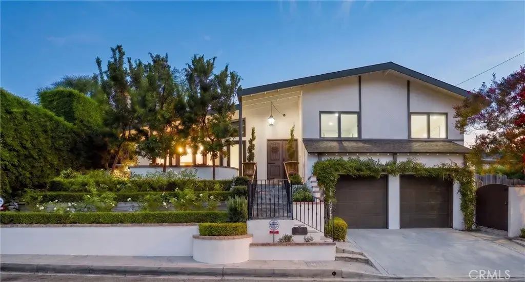 155 Malcolm Drive, Pasadena