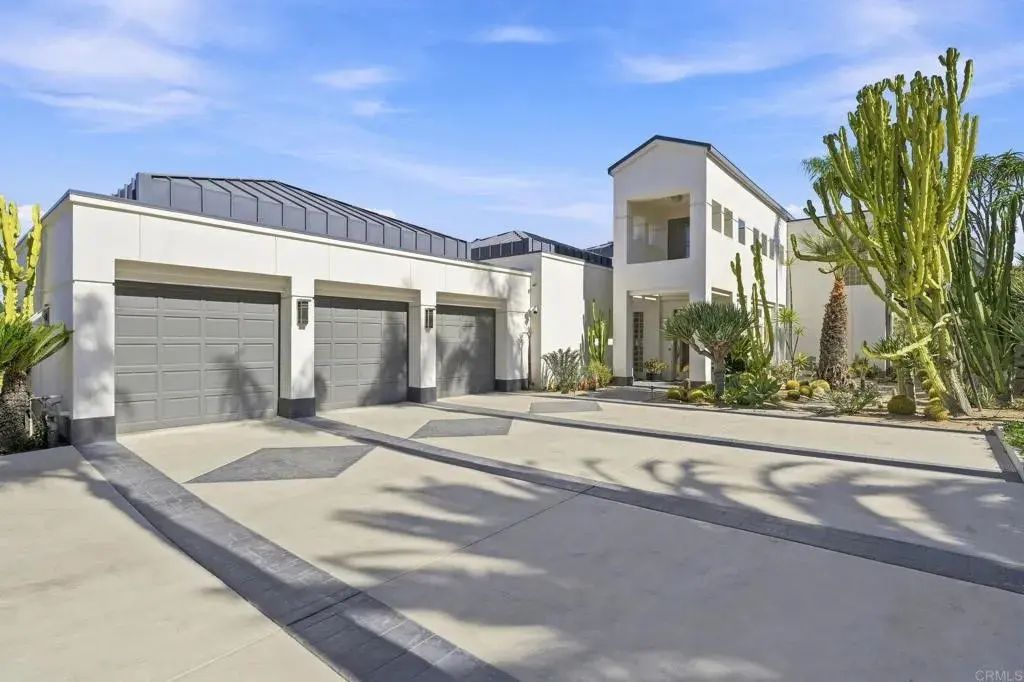 30306 Via Maria Elena, Bonsall