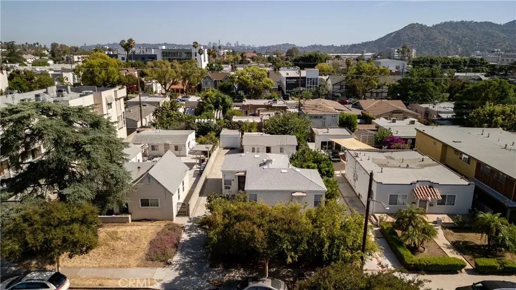 622 Salem, Glendale