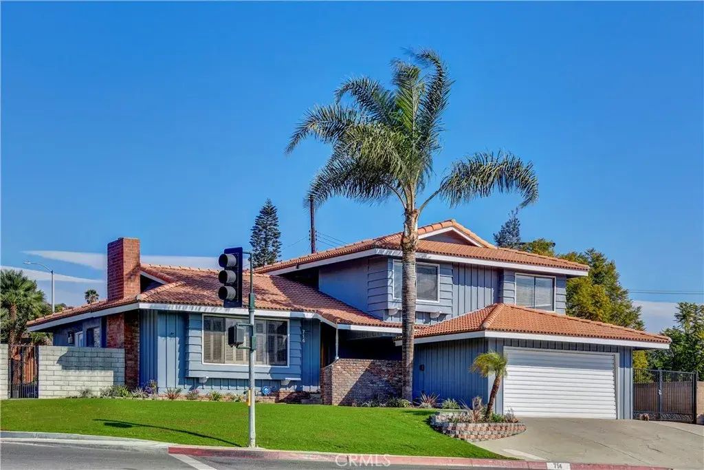714 W Avenida De La Merced, Montebello