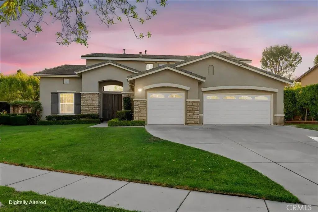 1716 Via Provincia Circle, Corona