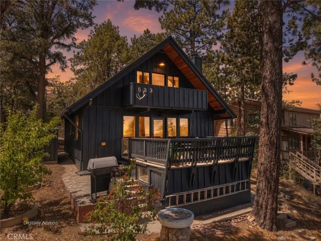 533 Villa Grove, Big Bear City