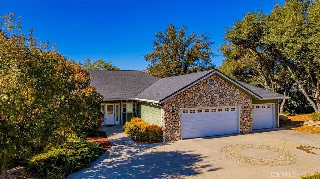 41282 Singing Hills, Ahwahnee
