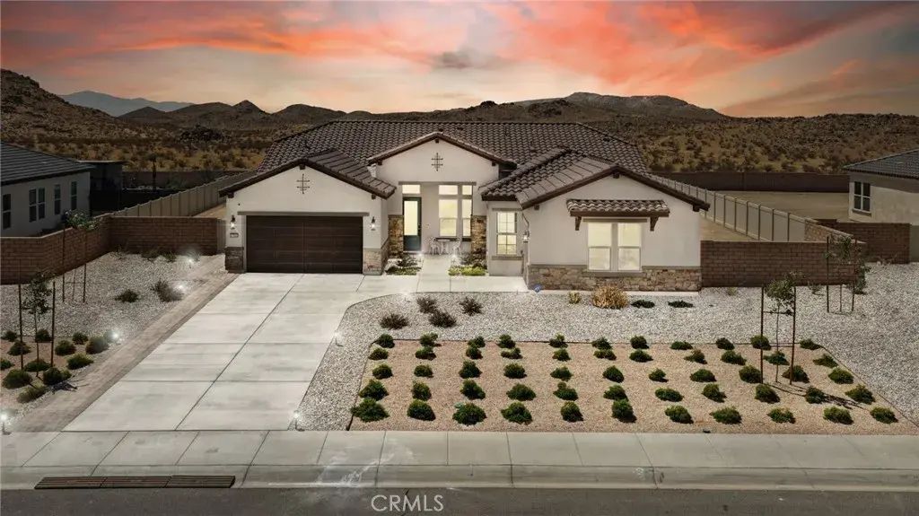 17220 Ta-ki-pi Road, Apple Valley