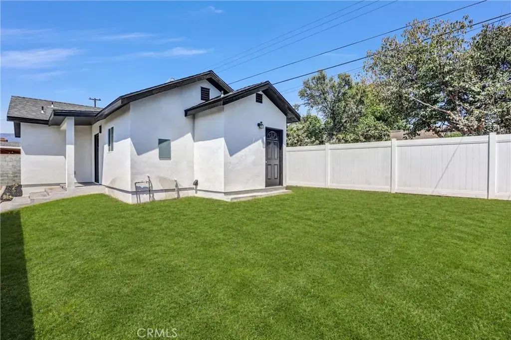 9983 Vernon Ave B, Montclair