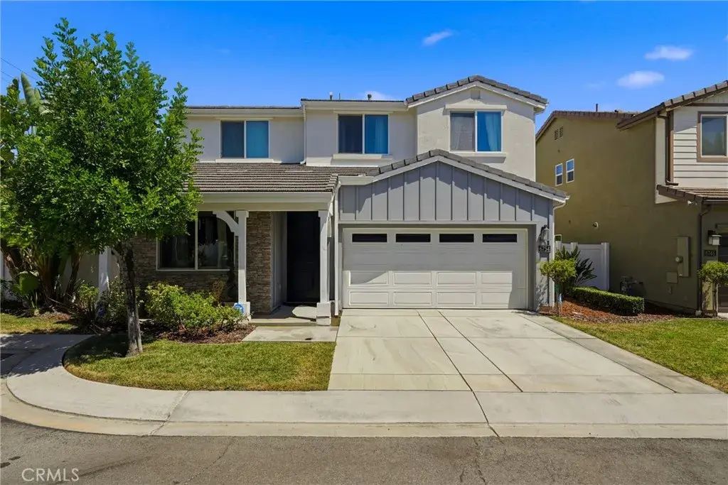 6754 Rhea Court, Reseda
