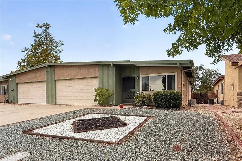 1745 Kings, Paso Robles