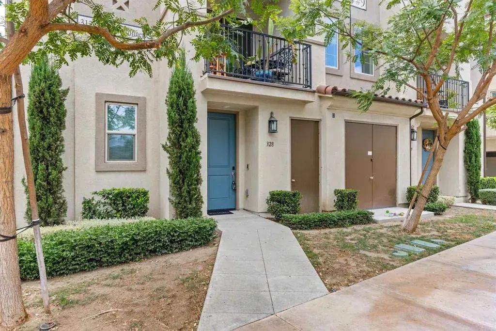 328 Waverunner Court, Santee