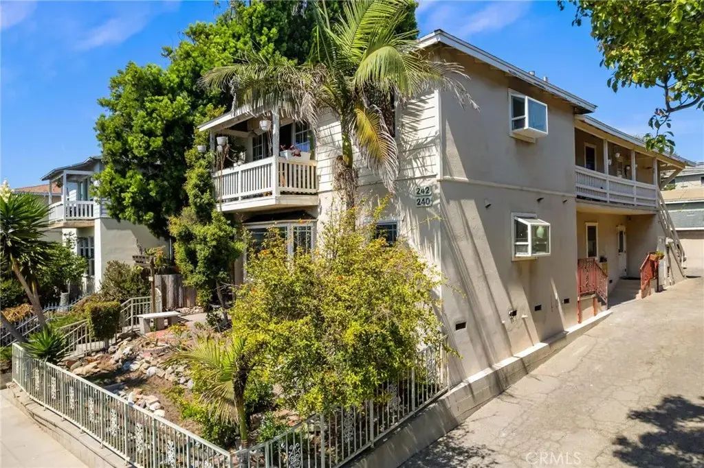 240 Hampton Drive, Venice